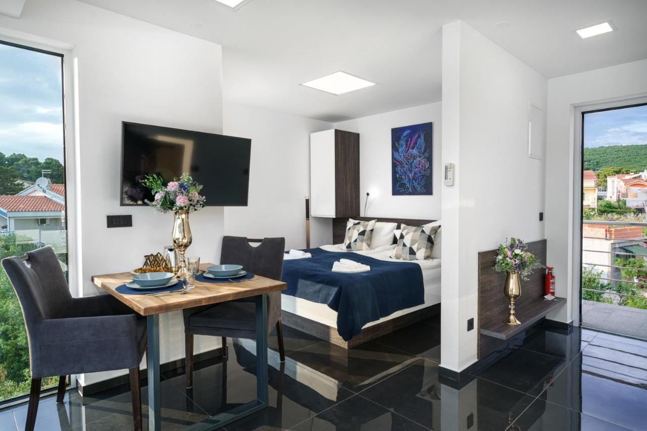 Alexandra Apartments Tribalj エクステリア 写真