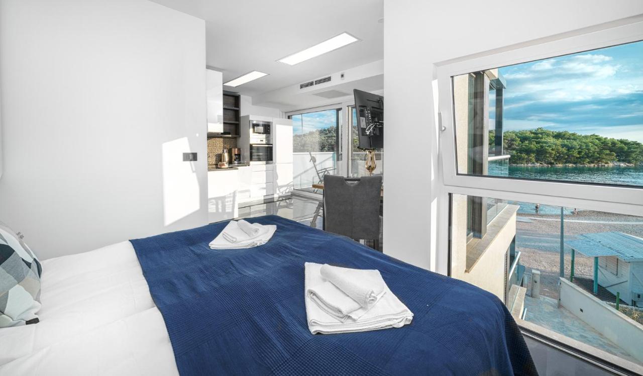 Alexandra Apartments Tribalj エクステリア 写真